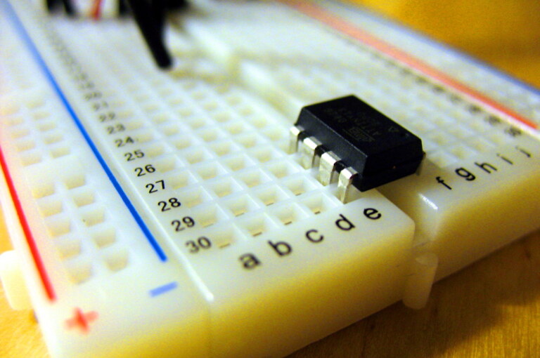 What is a Breadboard? Working, Types, Pinout, and How to Use It