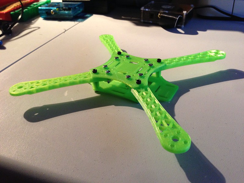 carbon fiber or plastic X-frame, typically 450mm size